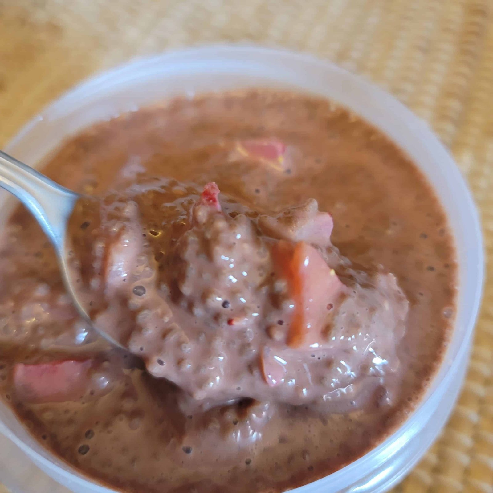 Strawberry-Chocolate Low Carb Chia Pudding, THM S