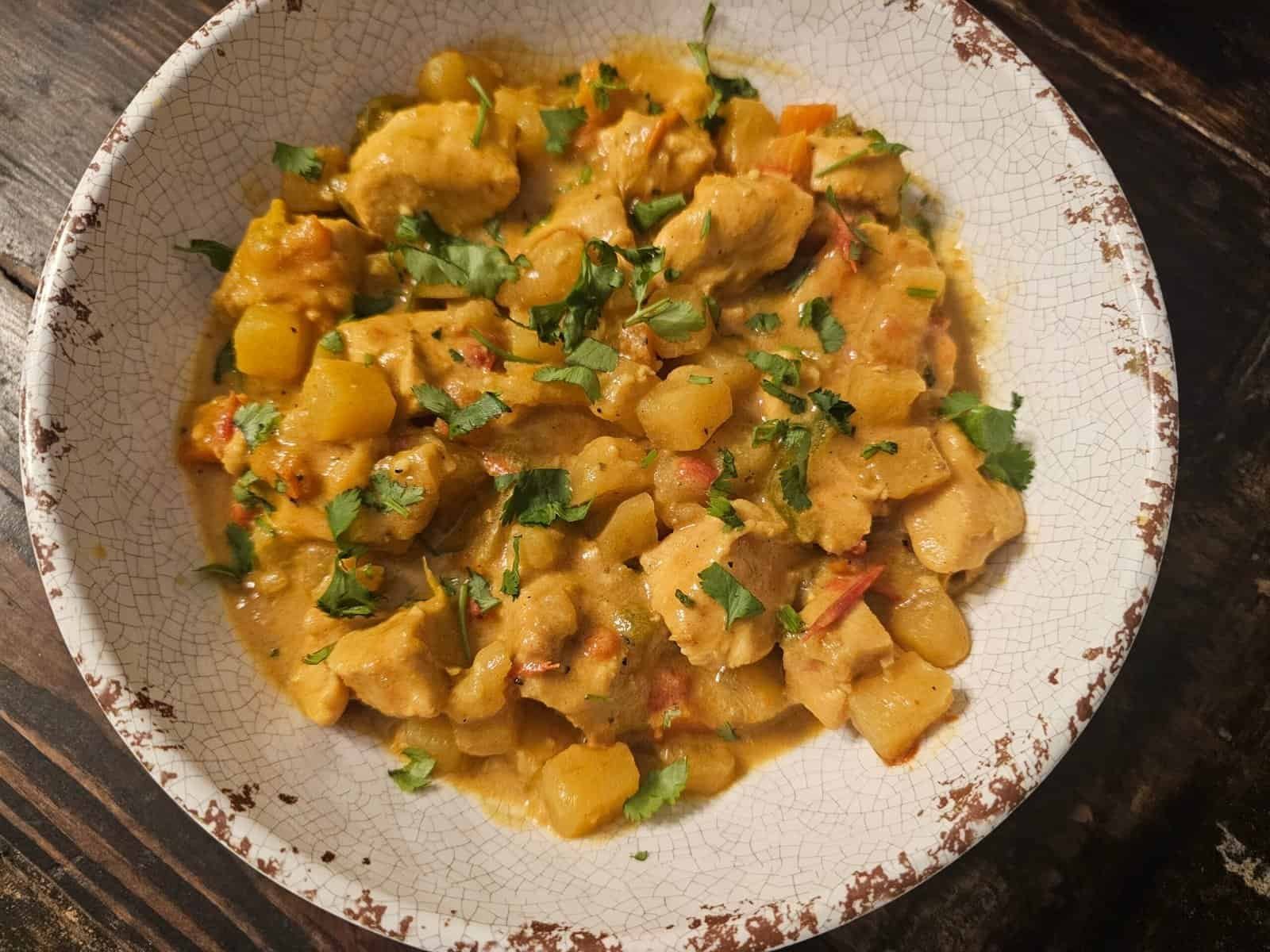 Crockpot Coconut Curry Chicken- Easy Trim Healthy Mama Recipe