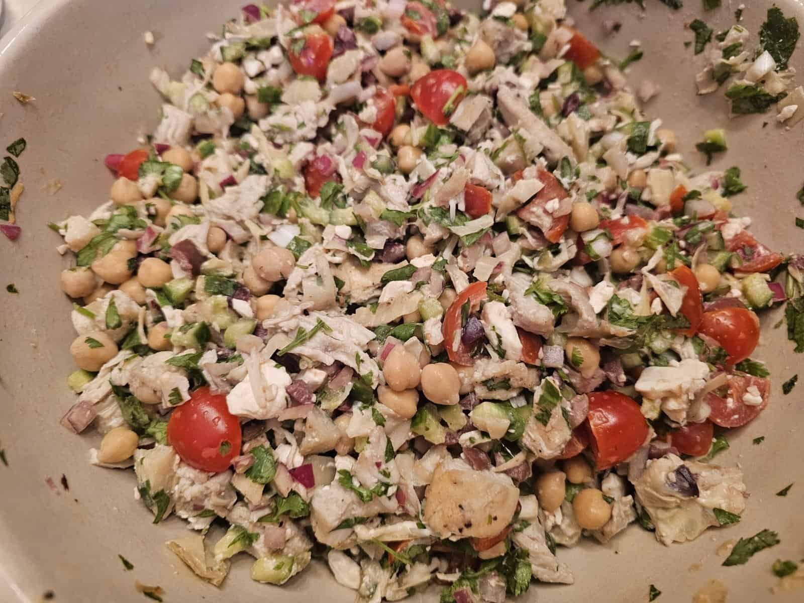 Lightened-Up Mediterranean Chicken Salad- THM XOer